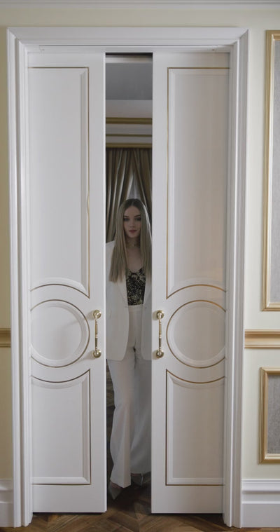 WHITE CLASSY OUTFIT BILEVI
